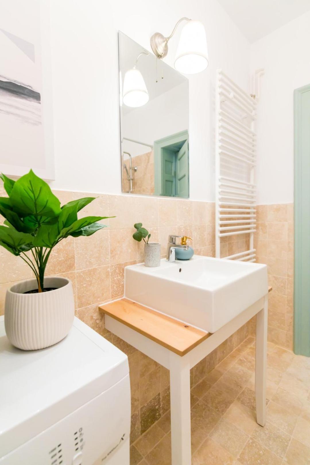 Heart Of The City - Cozy In Prime Location * Bucharest