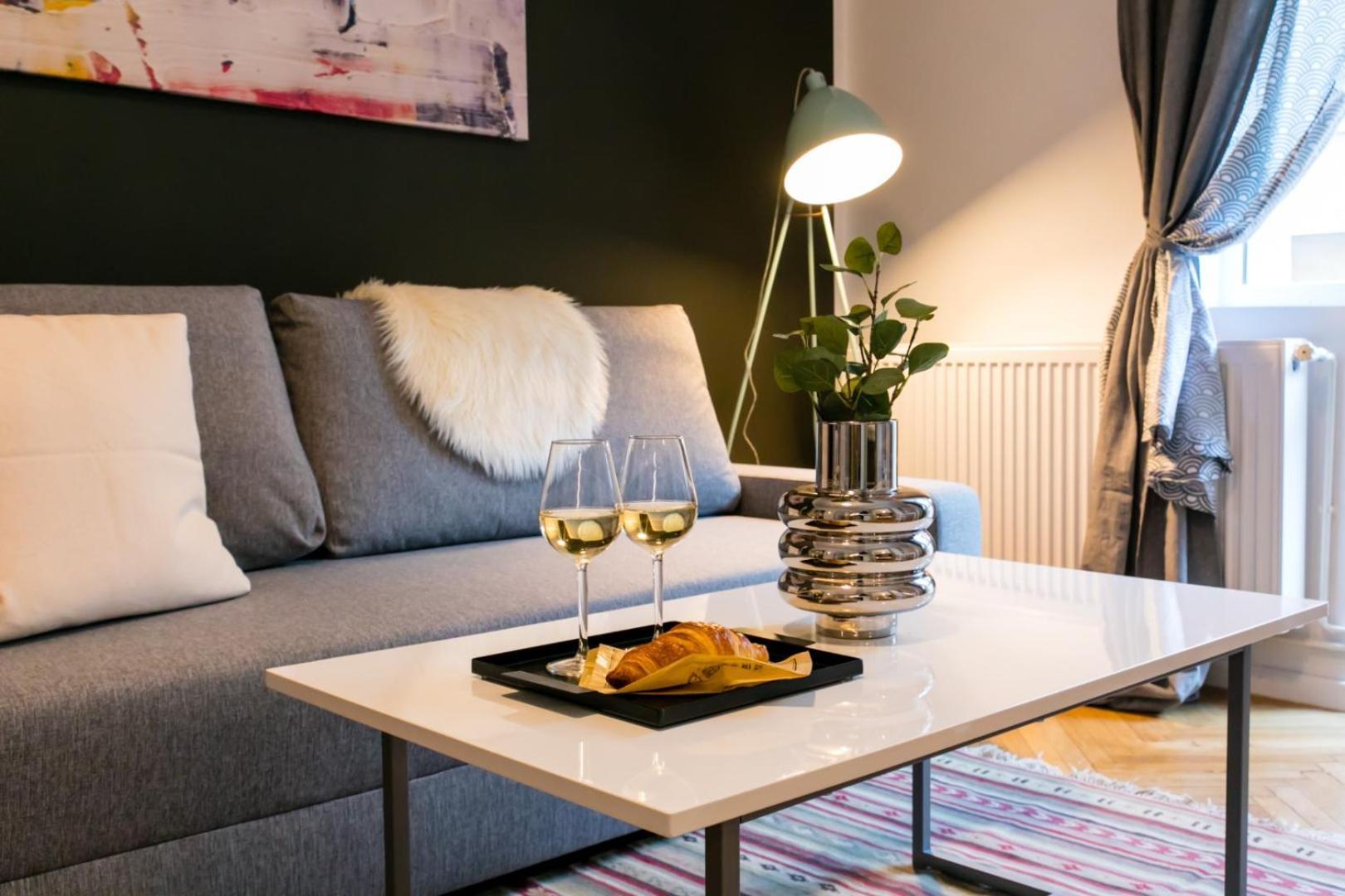 Apartment Heart Of The City - Cozy In Prime Location